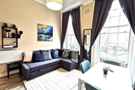 Great Location 1bed Off Oconnell St 都柏林